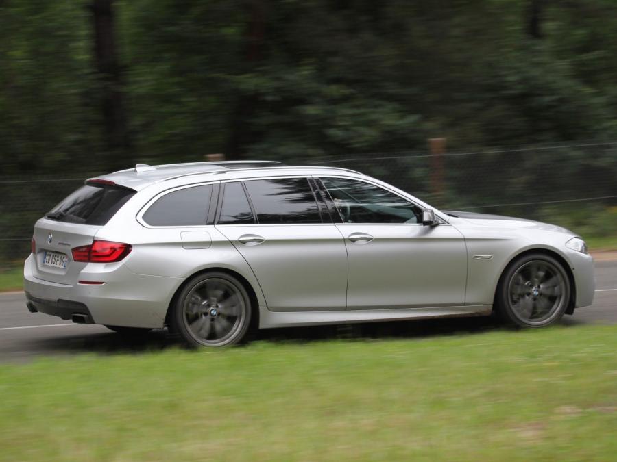  BMW M550d xDrive Touring 2012 года  (фото 8 из 10)